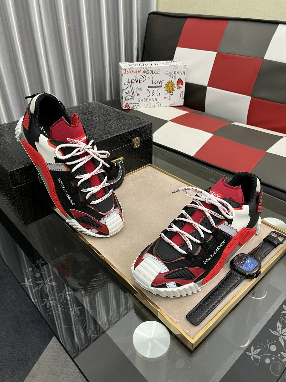 Dolce & Gabbana Men's Black and Red Chunky Sneakers